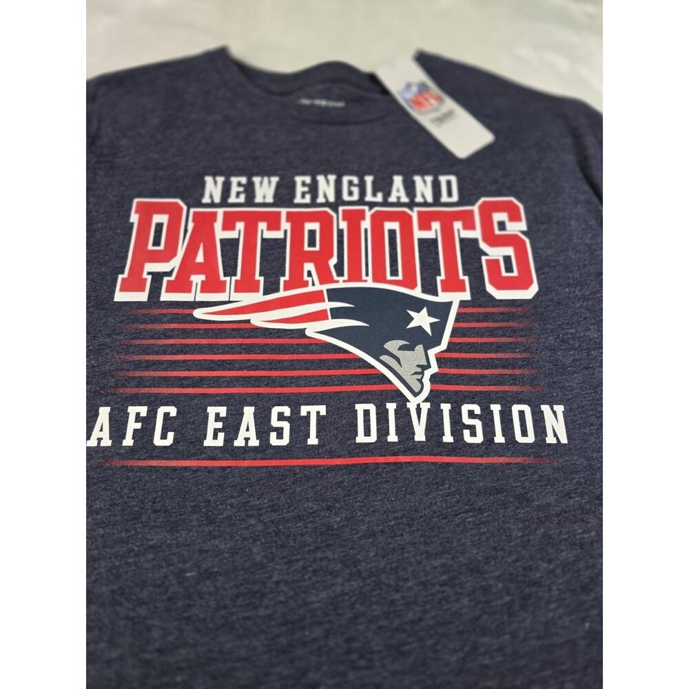 NWT Team Apparel New‎ England Patriots Large Shirt